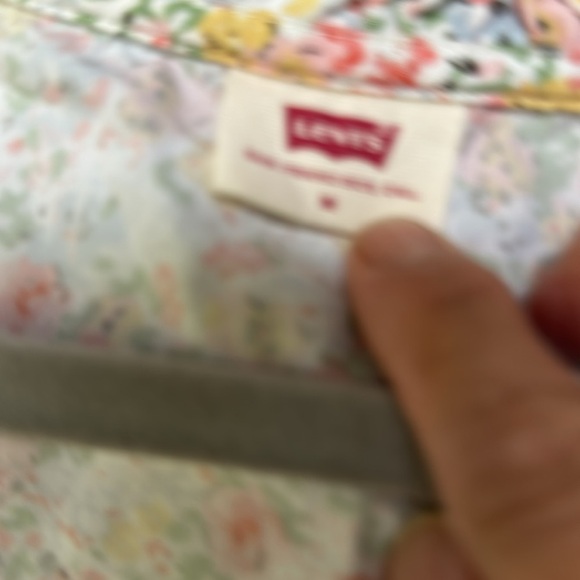 NWOT Levis Square Neck Floral Top M - Picture 3 of 5